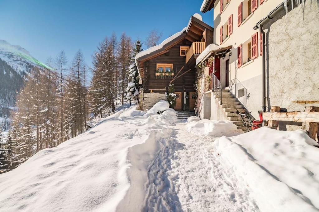 "Chalet Dei Fiori" Room & Apartment Бедретто Экстерьер фото